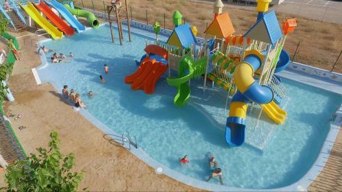 Camping Y Bungalows Monmar