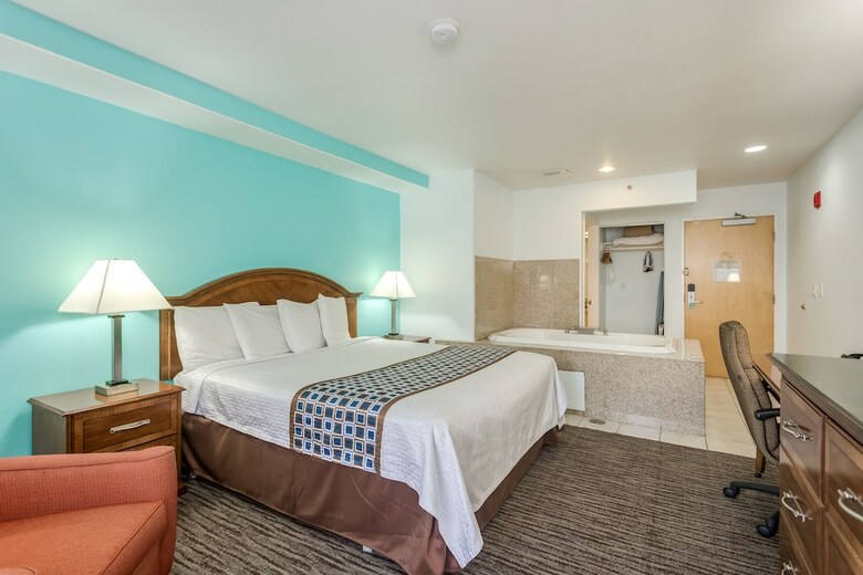 Pacifica Beach Hotel