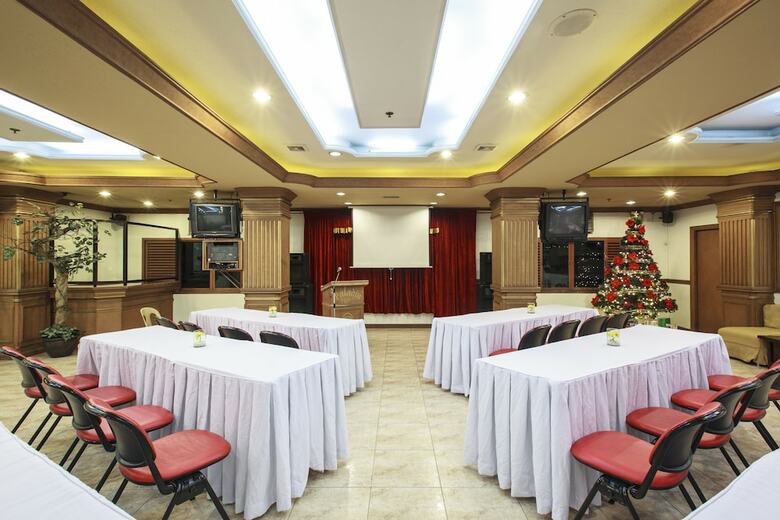 Paladin Hotel