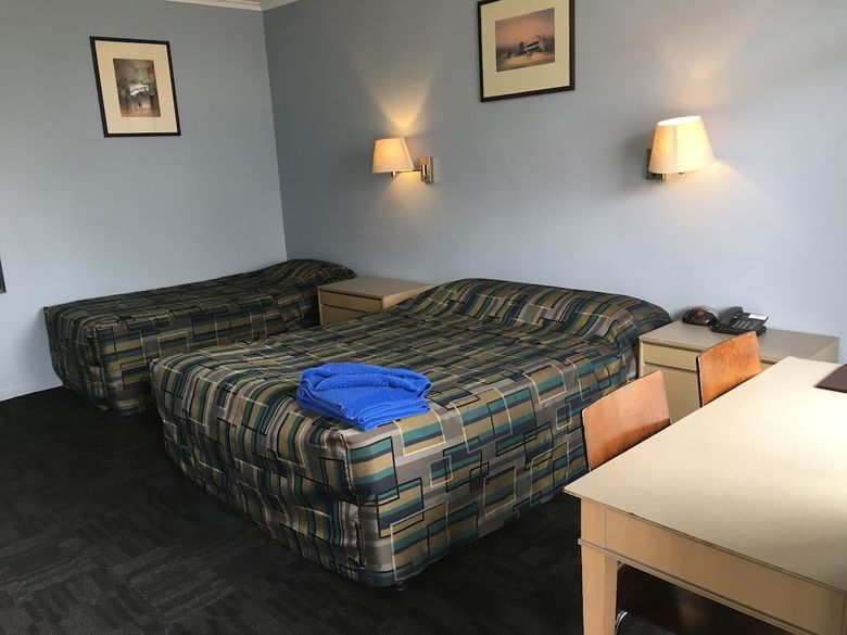 City West Motel