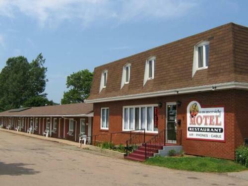 Summerside Motel & Cottages