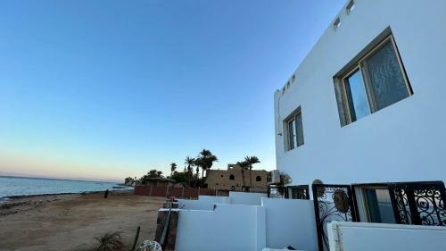 Apartamento Cozybeach, Private Seafront Studios