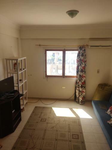 Bluehole Plaza Cozy Seaview Apartment