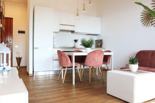 Hidden Gem Apartment With Swimming Pool