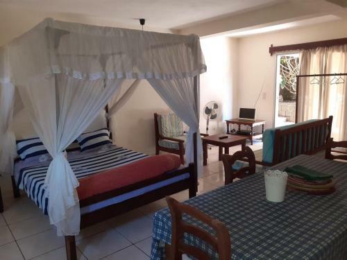 Apartamento La Marina 2
