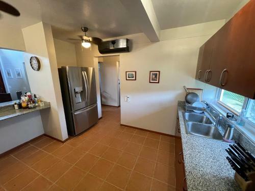 Villa Solara - Luxury 3 Bedroom Villa With Pool, Golf & Lake View