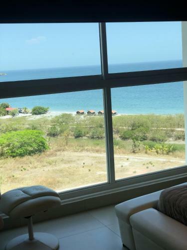 Apartamento Luxurious Beach Property 3 Bedrooms