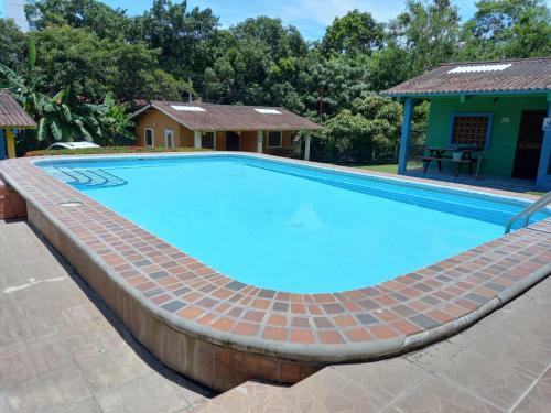Lodge Caba�as Guicci Resort