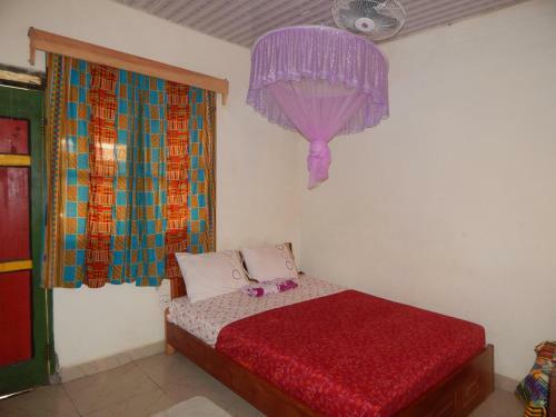 Hostal Akomapa Village