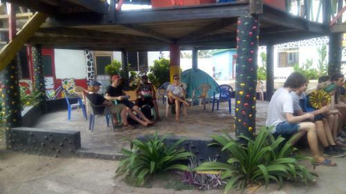 Hostal Akomapa Village
