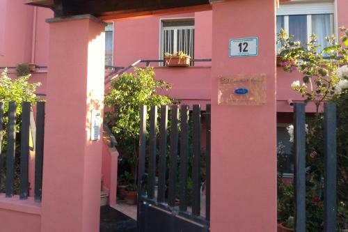 Corona Bed & Breakfast