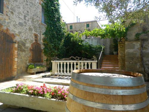 Hostal Tur� De La Torre