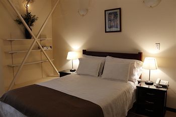 Bed & Breakfast Suites Metropoli