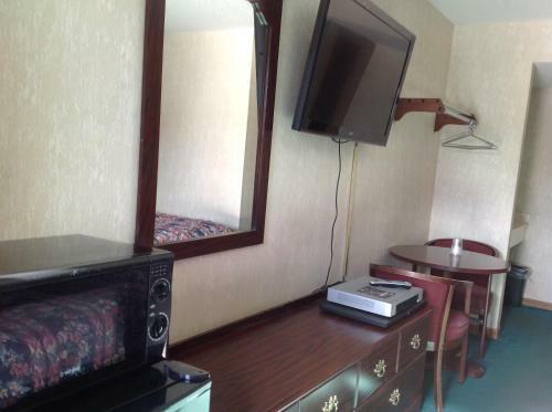 Motel Budget Inn Hazelwood