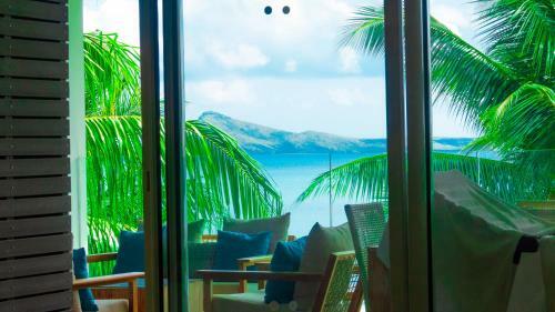 Myra Luxury Seafront Apartment