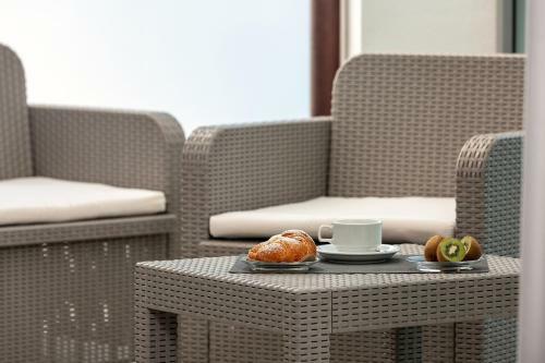 Hostal Capotesta Luxury Rooms