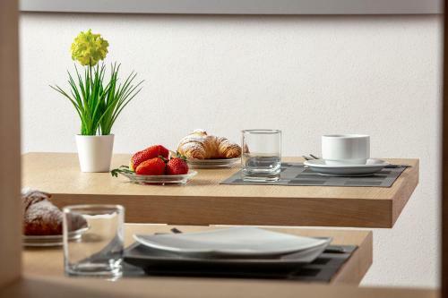 Hostal Capotesta Luxury Rooms