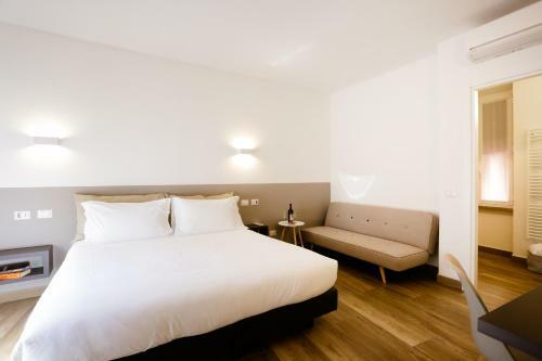 Hostal Sarzana's Rooms