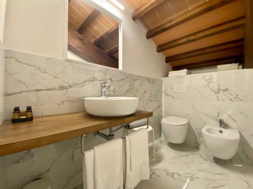 Hostal Residenza D'epoca Dei Fondachi