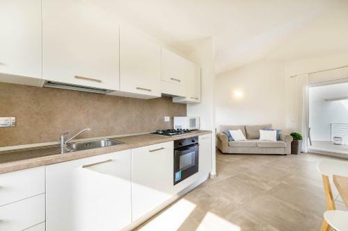 Caneis Apartments