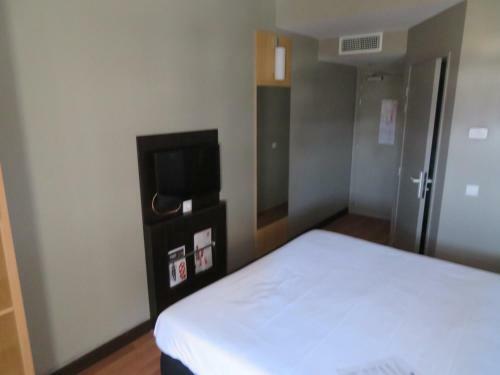 Hotel Ibis Oran Les Falaises