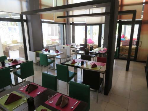Hotel Ibis Oran Les Falaises