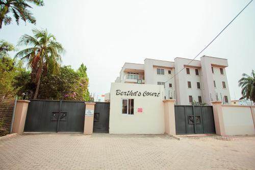 Apartamento Bertha's Court