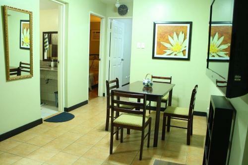 Apartamentos Rosewood Pointe Residences