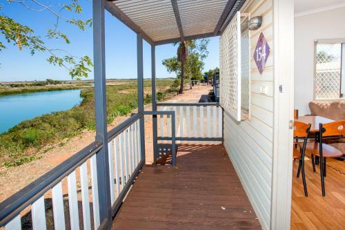 Aspen Parks Cooke Point Holiday Park