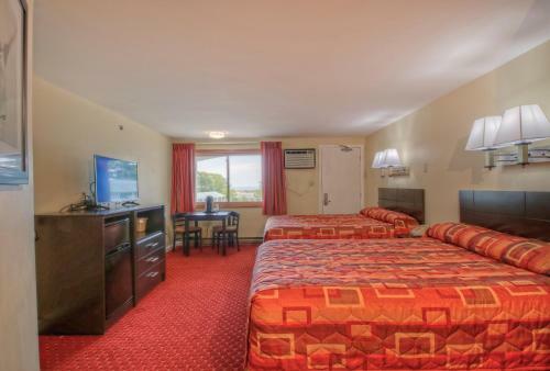 Motel Colonial Village Resort