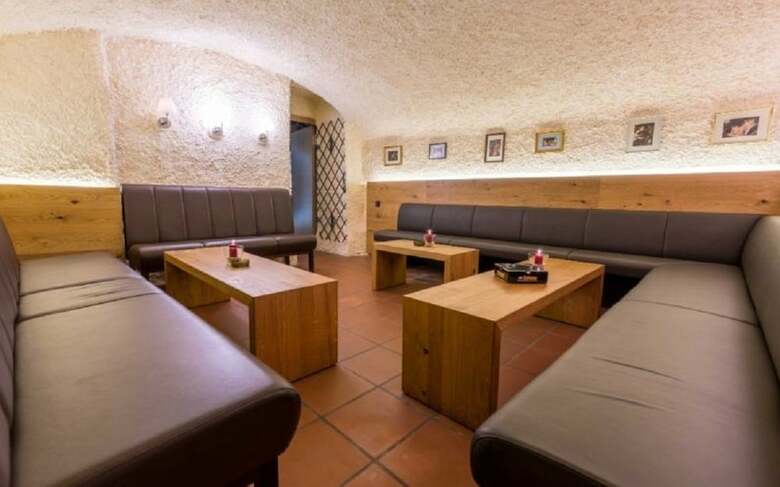 Hotel Bacchus
