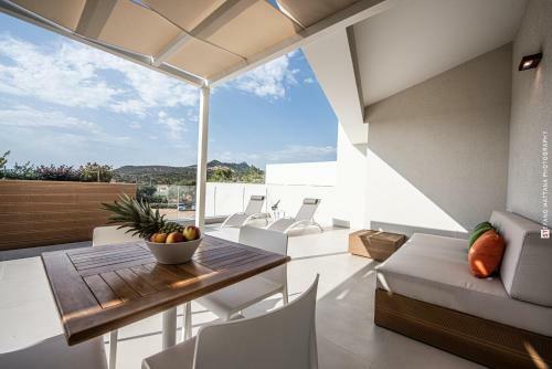 Bed & Breakfast Montepetrosu Charming House