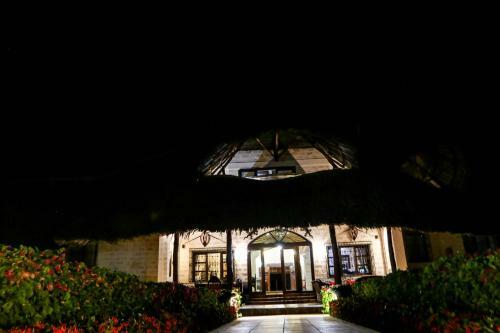 Rozzies Beach Villa Kilifi