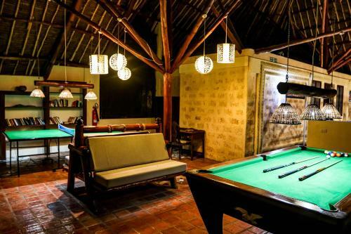 Rozzies Beach Villa Kilifi