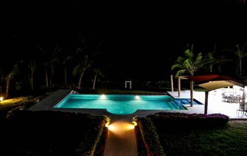 Rozzies Beach Villa Kilifi