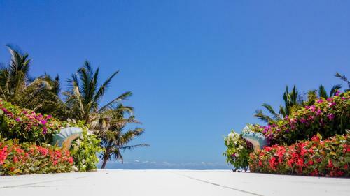 Rozzies Beach Villa Kilifi
