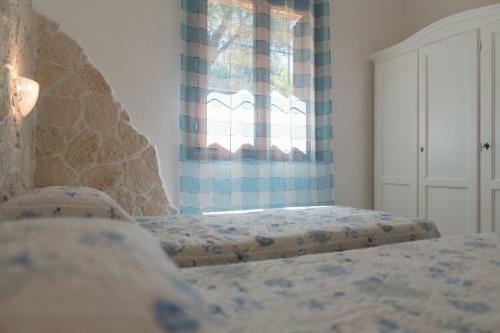 Emerald Way - San Teodoro Garden And Terrace