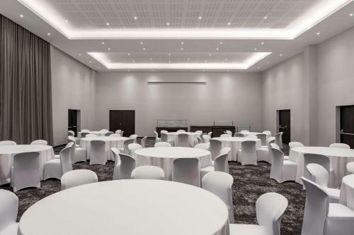 Radisson Blu Hotel Antananarivo Waterfront
