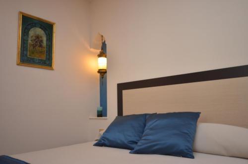 Hostal Riad - Comfort Rooms 3'''