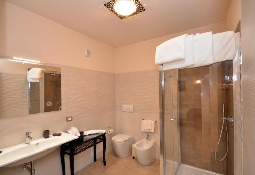 Hostal Riad - Comfort Rooms 3'''