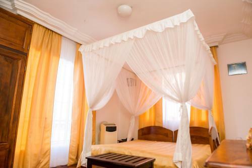 Hotel Ivotel