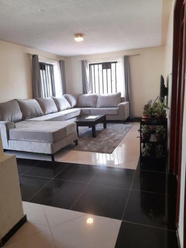 Suzzy Furnished Apartments