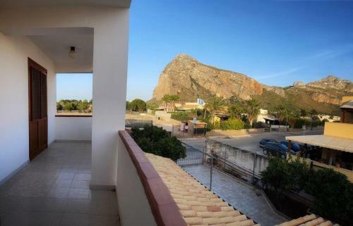 Yucca Apartment