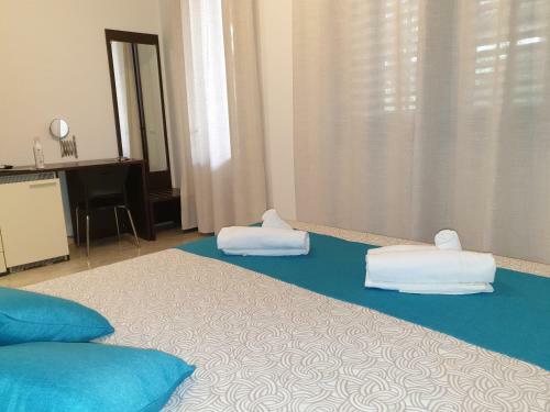 Hostal Room And Breakfast Aloe