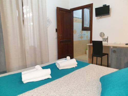 Hostal Room And Breakfast Aloe