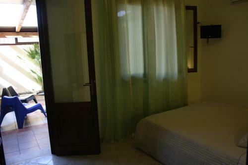Hostal Room And Breakfast Aloe
