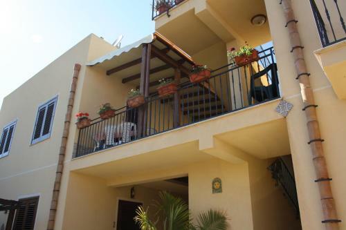 Hostal Room And Breakfast Aloe