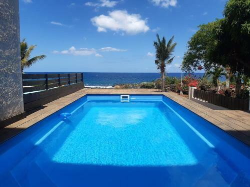 Apartamento La Falaise Sea Front Villa