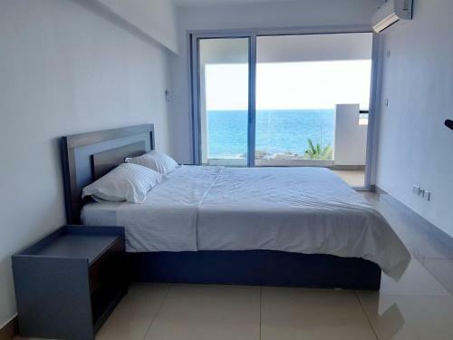Apartamento La Falaise Sea Front Villa