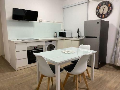 Lovely (new) Apartment Near Beach
